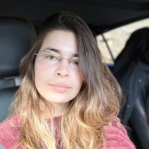 Meet your Posher, Juliana